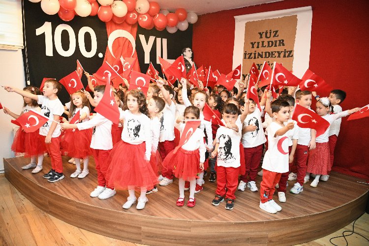 Kocaeli’nde Çocuk Kulüpleri’nde Cumhuriyet Bayramı coşkusu