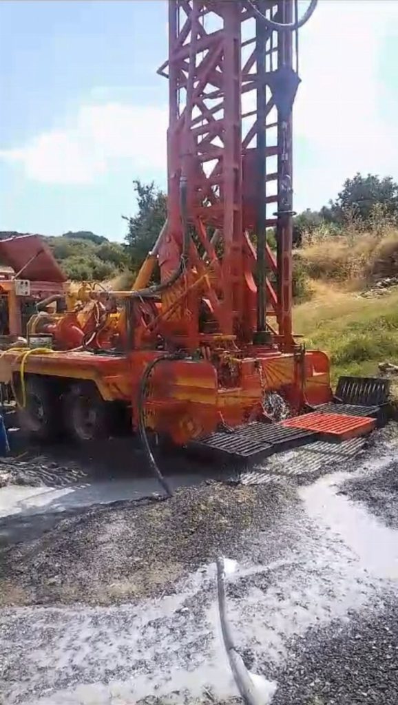 Manisa’da üç mahallede verimli sondaj