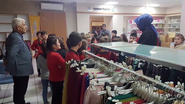 Sivas’ta öğrenciler kumbara ile yardım edecek