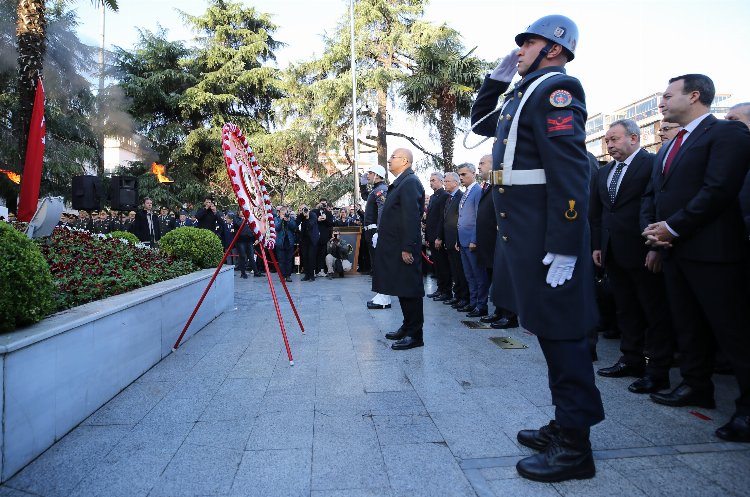 Ulu Önder Bursa’da da özlemle anıldı