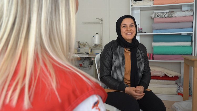 Afetzede esnafa Kızılay desteği