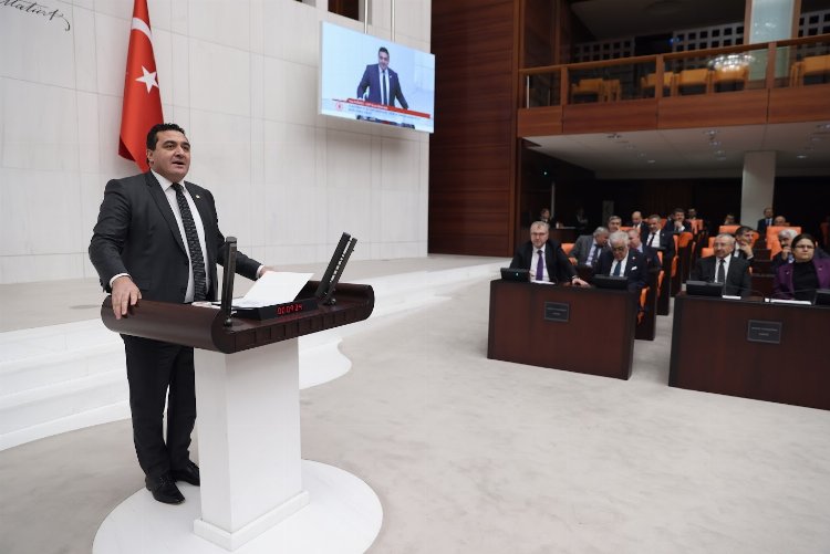 Balıkesir’de paralar ‘hava’ya saçıldı!