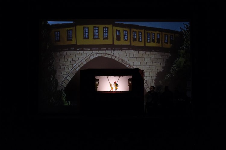 Bursa’da kukla ve gölge oyunu şöleni