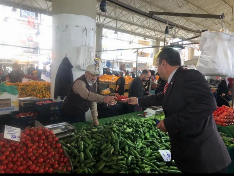 Gönül insanlığını Gürsu pazarına da yansıttı