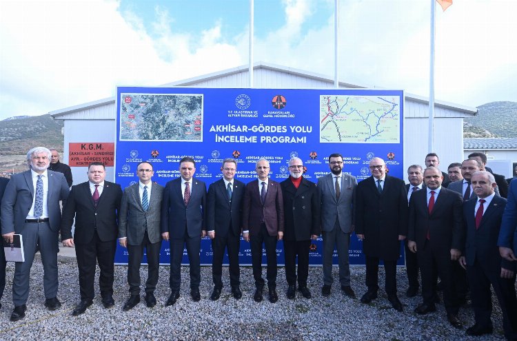 Bakan Uraloğlu: Hayali kurulan her proje gerçeğe dönüşüyor