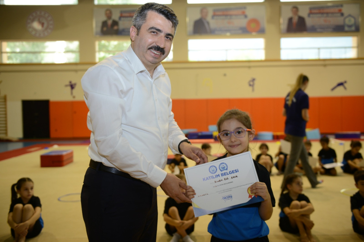 Bursa Yıldırım’da 8 bini aşkın minik cimnastikle tanıştı