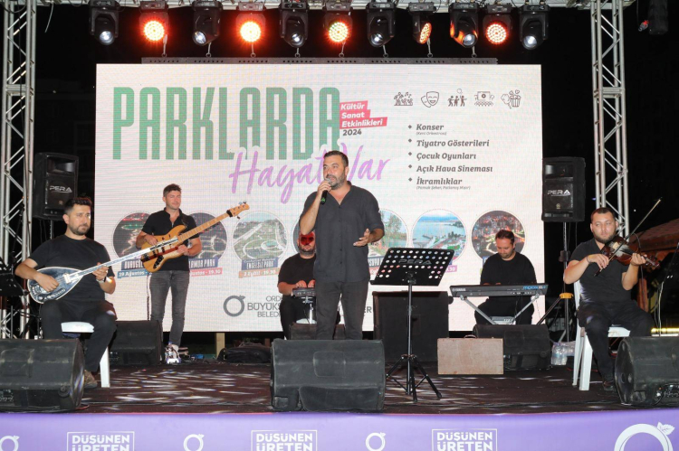 Parklarda hayat, coşku var!