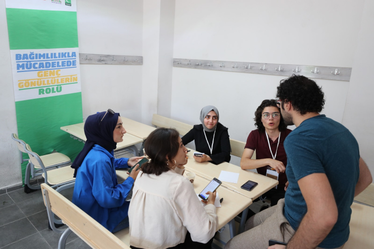 Yeşilay: Bağımlılıkla mücadelede gönüllük çok önemli
