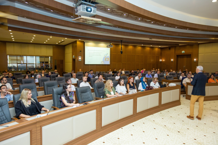 Bursa’da belediye personeline ‘Etkili iletişim, problem çözme ve liderlik eğitimi’