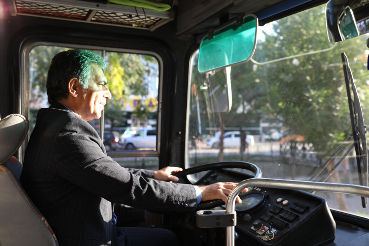 Bursa’da Gemlik Belediyesi’nden öğrencilere ücretsiz servis