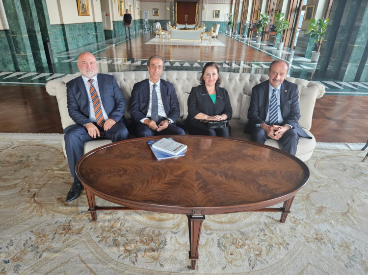 Cumhurbaşkanlığı’na Otizm Raporu sunuldu… Otizm 8 milyon aileyi etkiliyor