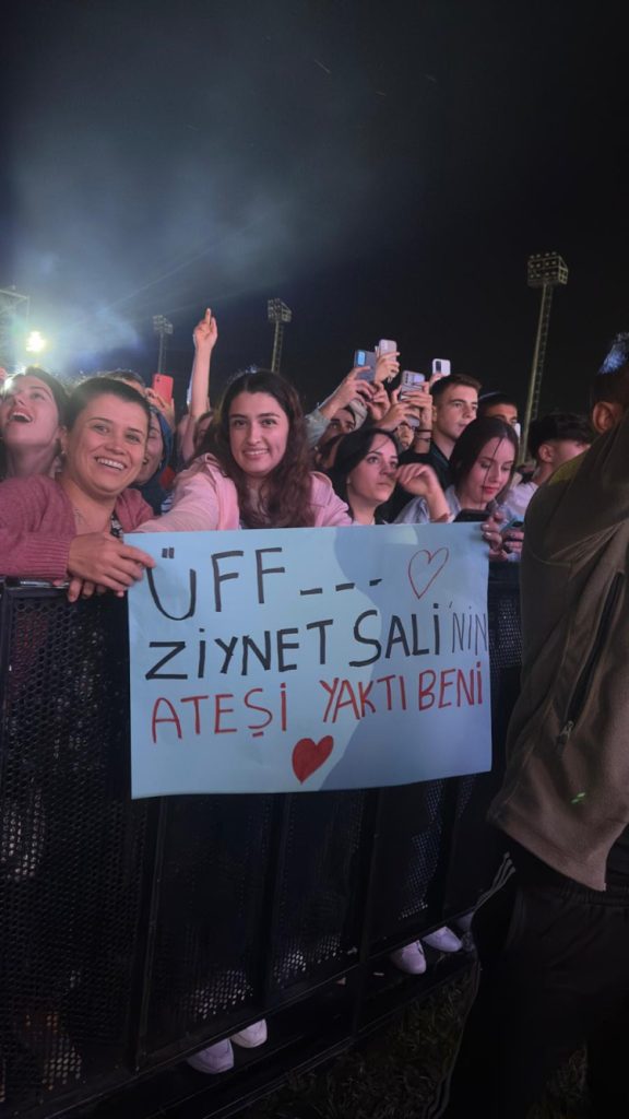 Şov alevi Ziynet Sali’yi yakıyordu!