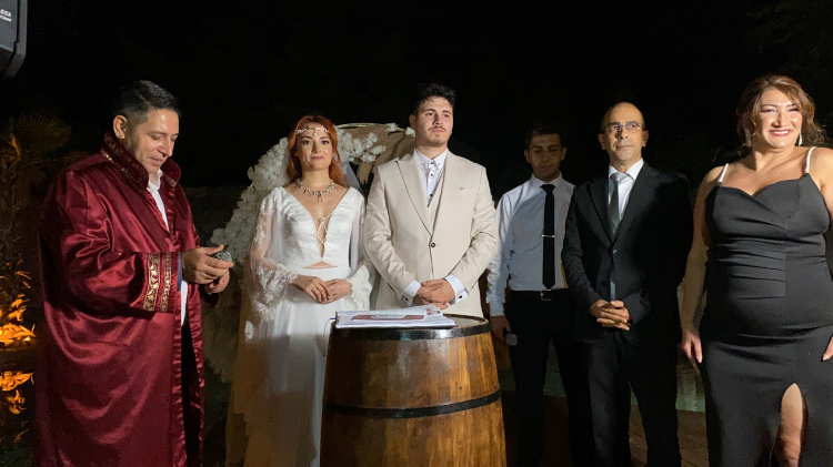 Toprak ve Damla çifti dünyaevine girdi