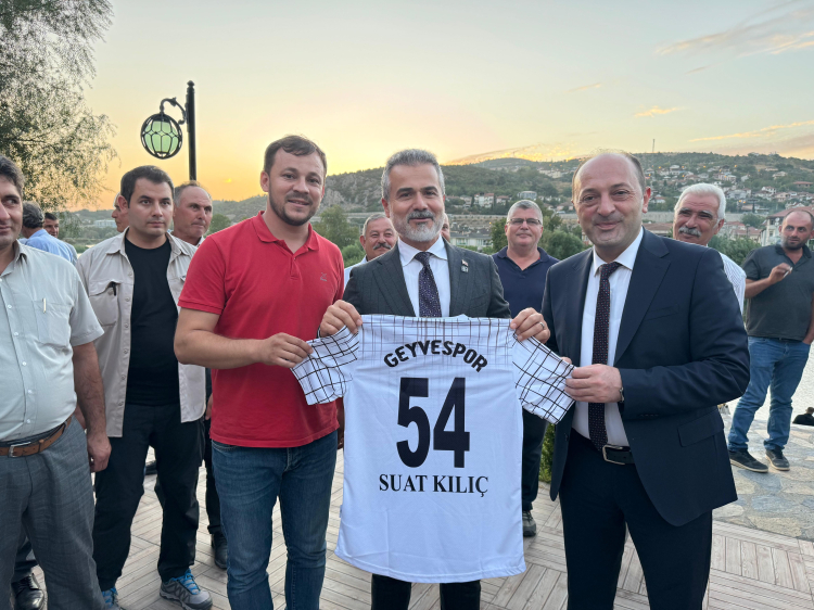 YRP Genel Başkan Yardımcısı Suat Kılıç Geyve’de muhtarlarla buluştu