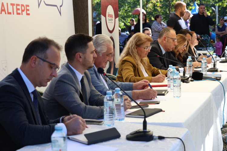 Başkan Ovalıoğlu: Tüm hayallerinizi gerçekleştireceğiz