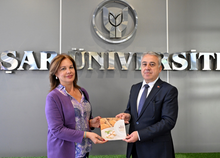 İzmir’de bayat ekmekler lezzete dönüştü