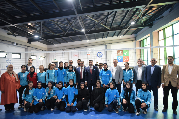 Yıldırım’da Sakarya Kapalı Spor Salonu açılışa hazırlanıyor