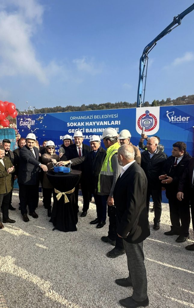 Bursa Orhangazi’de ‘Sokak Hayvanları Rehabilitasyonu’ için temel atıldı