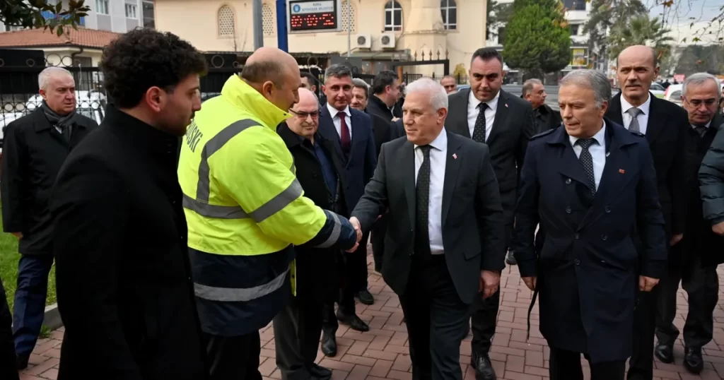 Başkan Bozbey’den temiz çevre için fabrikalara çağrı