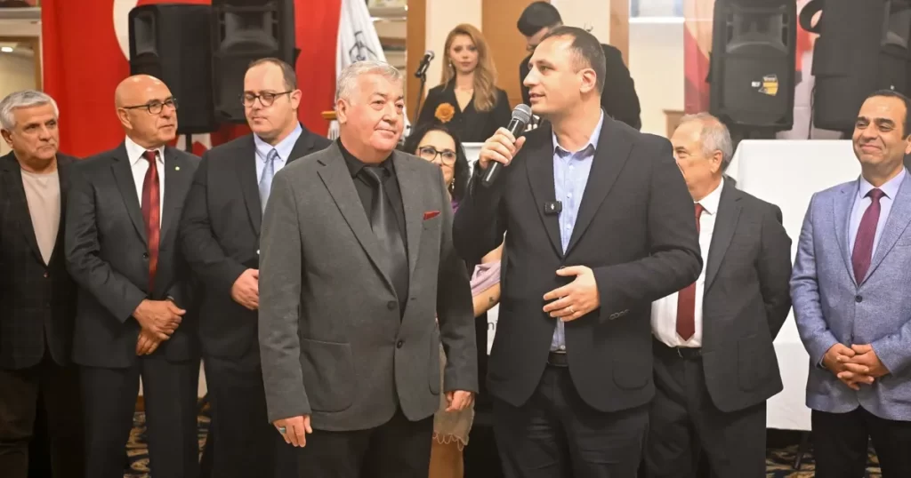 Başkan Eşki İzmir Bornova’daki Giritliler ile buluştu