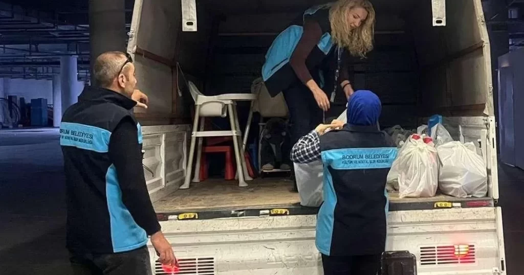 Bodrum’da ‘özel’ hediyeler dağıtıldı