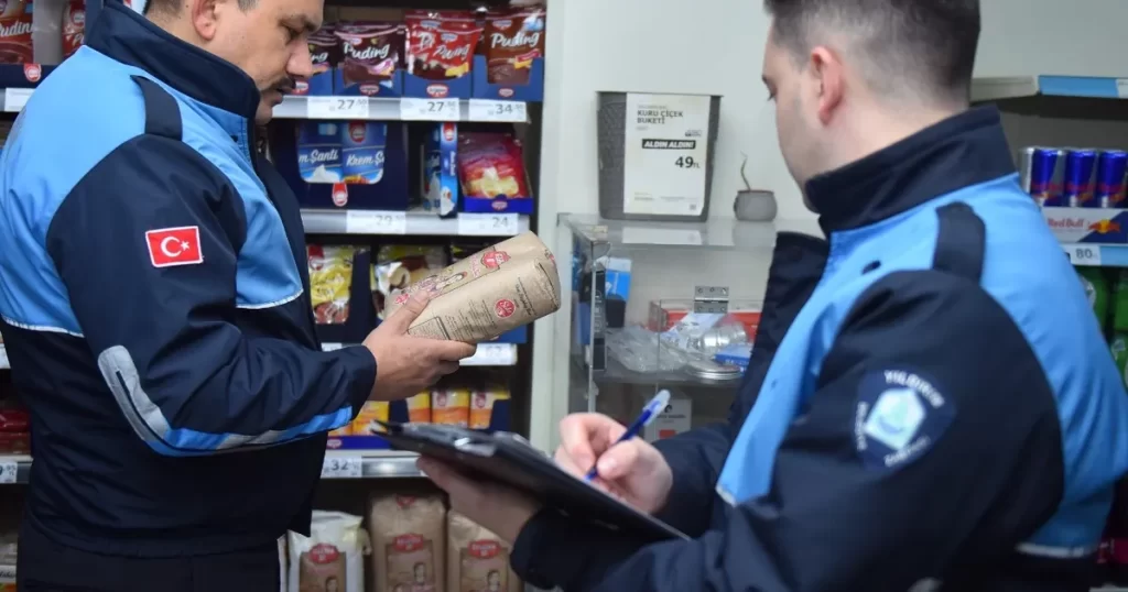 Bursa Yıldırım’da marketler mercek altında