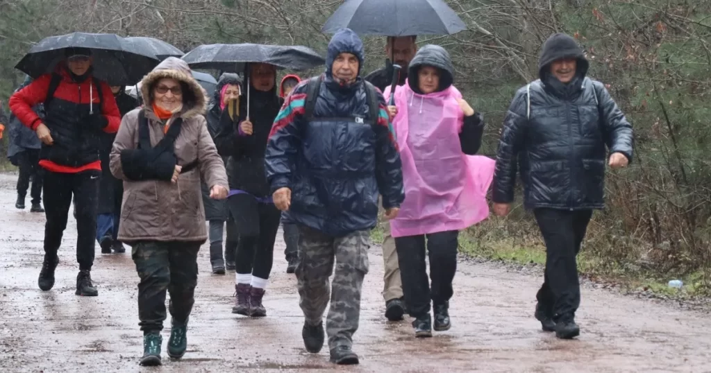 Kocaeli İzmit’te yılın son doğa yürüyüşü Akpınar’da