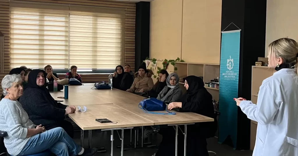 Kocaeli’nde akran zorbalığı eğitimi