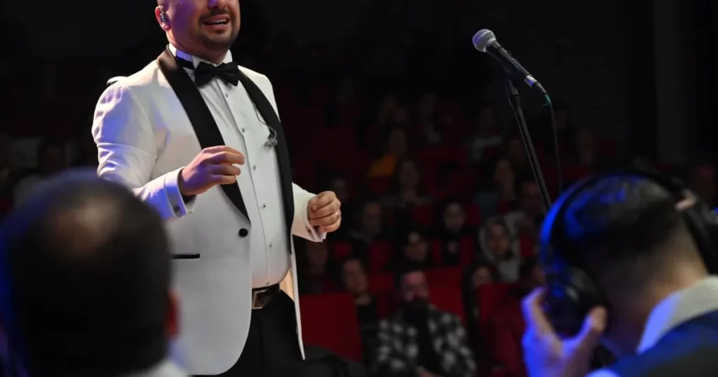 Manisa’da “Umut Veren Türküler” yankılandı