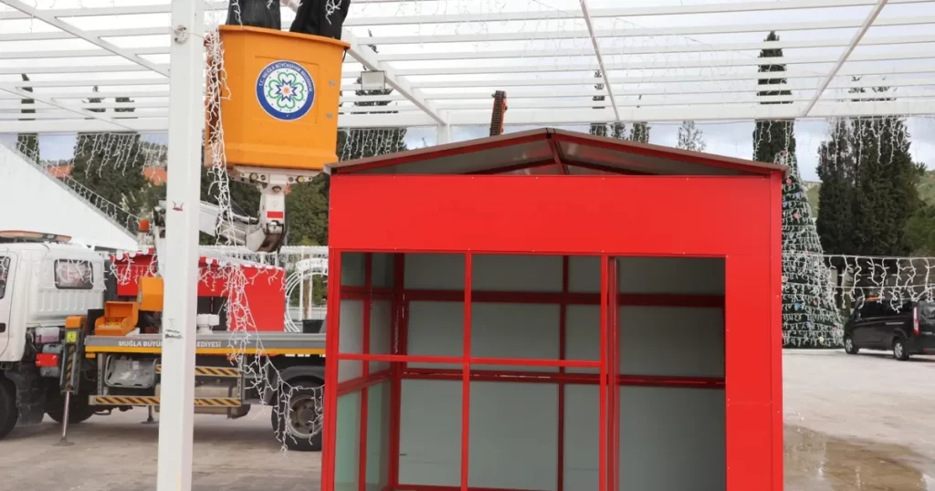 Muğla’dan vatandaşlara yeni yıl hediyesi: Buz pisti açılıyor!