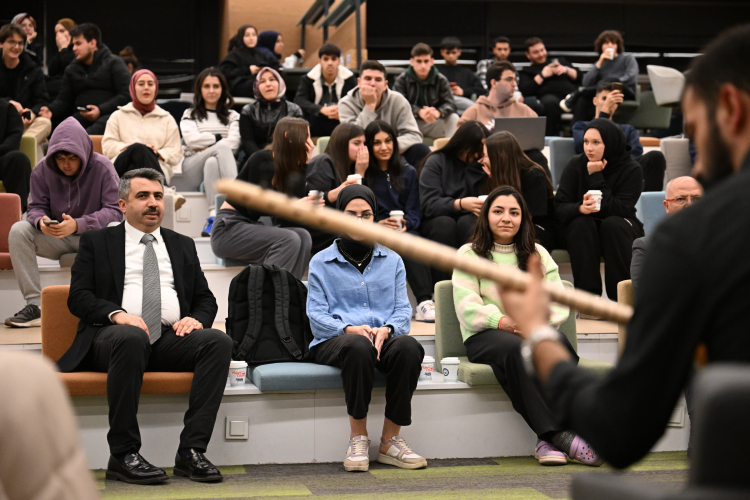 Bursa Yıldırım’da Başkan Yılmaz’dan ‘Uyumayan’ ziyaret