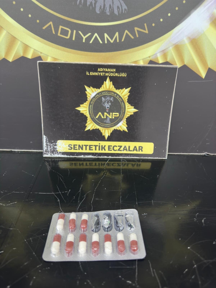 Narkotik ekiplerinden zehir tacirlerine darbe