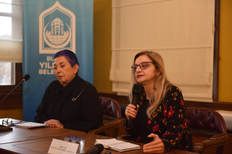 Bursa Yıldırım’da Alev Alatlı anıldı