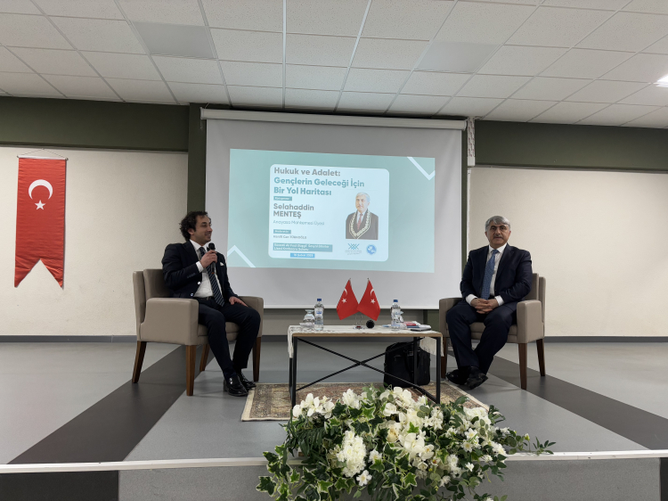 Kocaeli’de hukuk ve adalet üzerine kapsamlı söyleşi