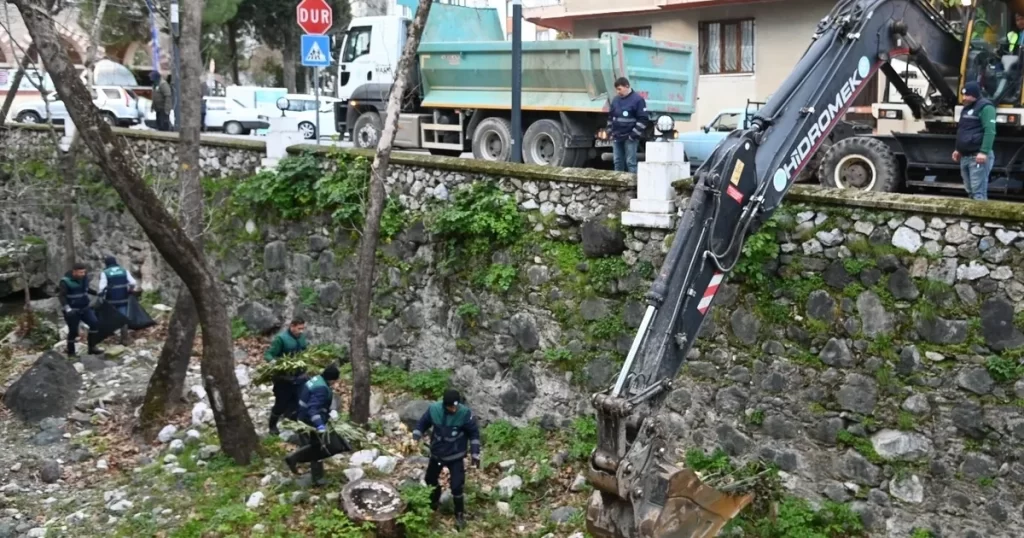 Manisa’da Tarihi Dere’yi kameralar koruyacak
