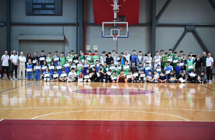 TOFAŞ Spor Okulları Bursa’da bir araya geldi