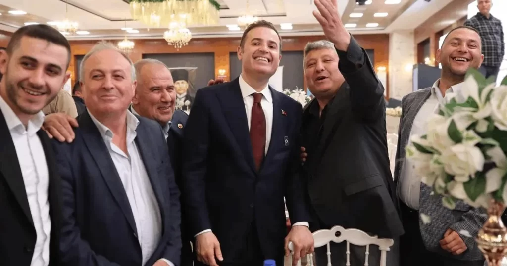 Balıkesir’de Başkan Akın, muhtarları ağırladı