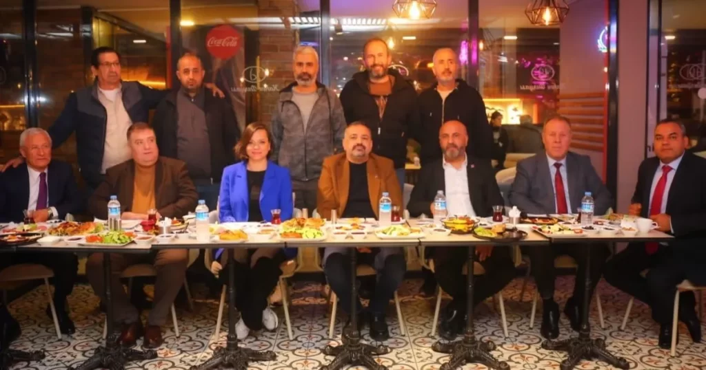 Başkan Kınay, taksicilerle sahurda buluştu