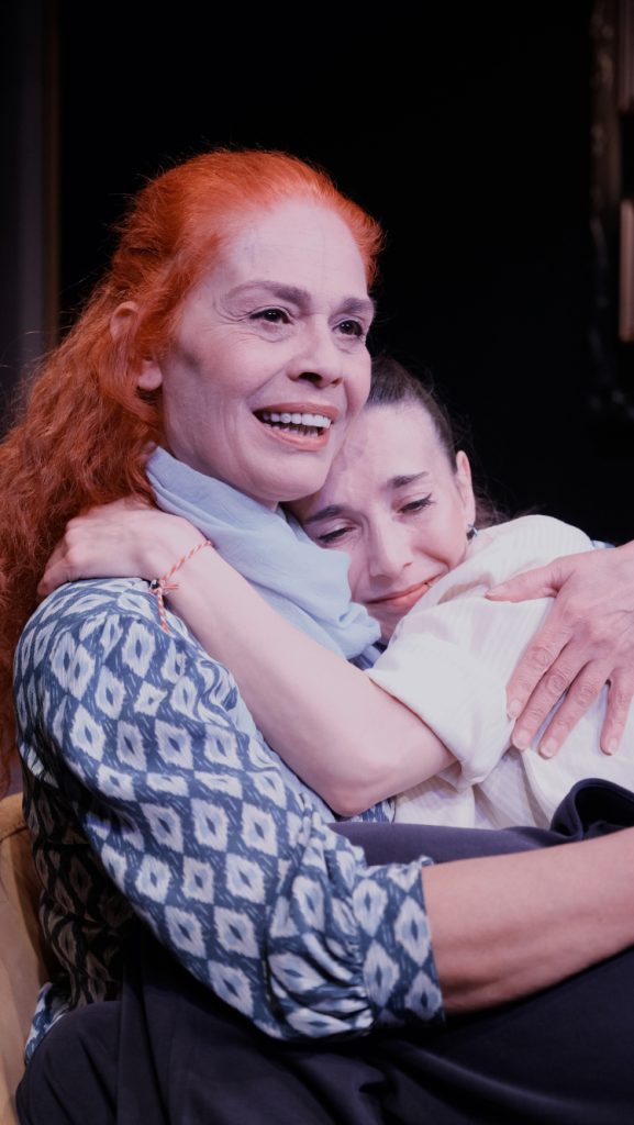 Bursa Devlet Tiyatrosu’ndan”Bir Yaşdönümü Rüyası”