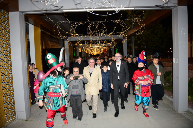 Bursa Kestel’de Ramazan sokağı açıldı