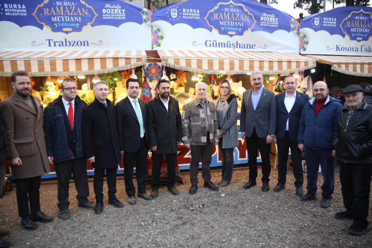 Bursa Ramazan’ın bereketini paylaşıyor