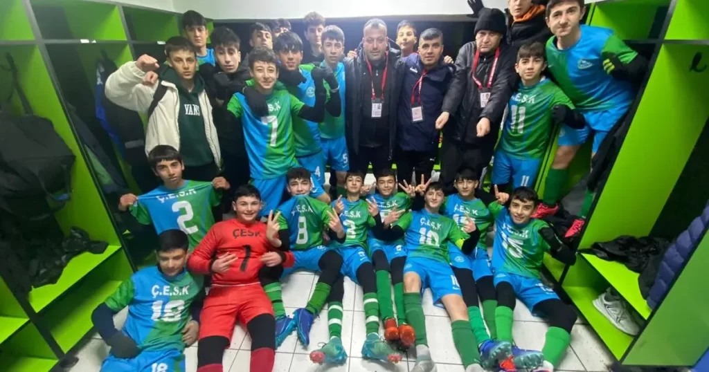 Çayırovalı gençler namağlup şampiyon