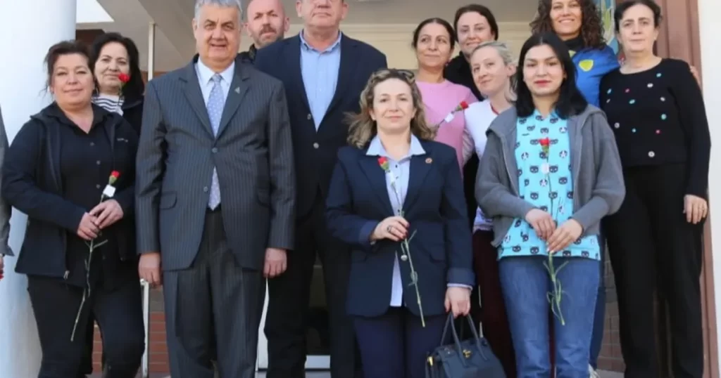 Edremit’te 8 Mart coşkusu