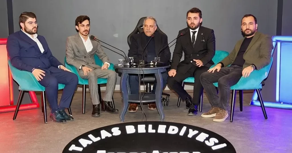 Mustafa Yalçın gençlerle E-spor’da buluştu