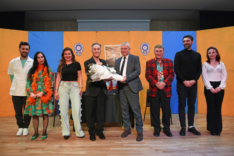 Tarlabaşı Karakolu oyunu Osmangazili sanatseverler ile buluştu