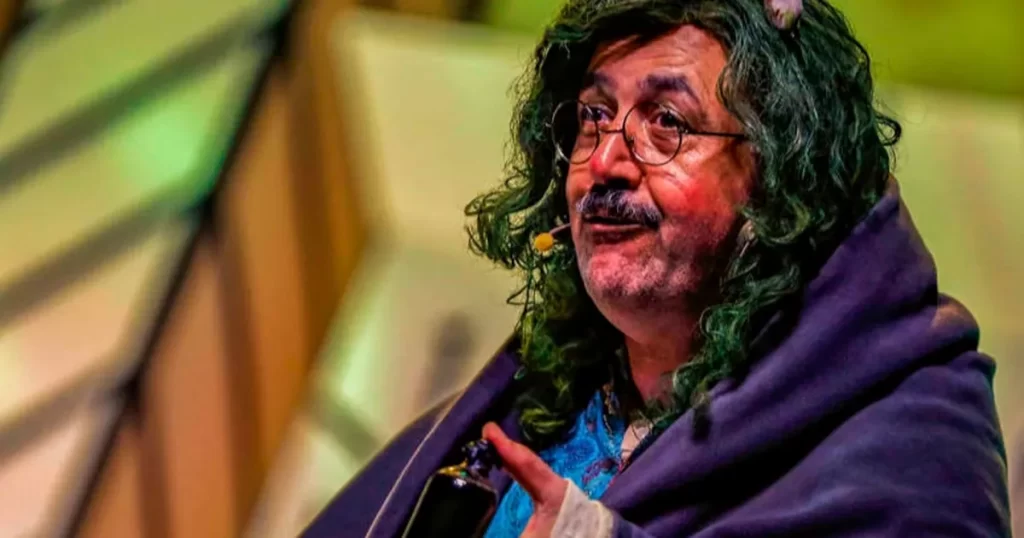 AŞT tüm oyunlarını kapalı gişe oynuyor