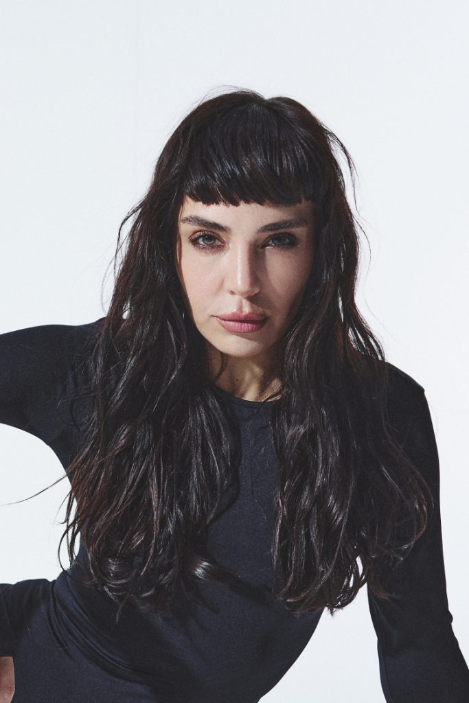 Aybüke Albere’den yepyeni bir hit: ‘Harap’