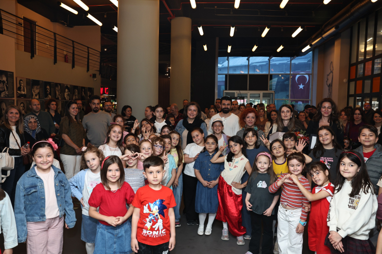 Bursa Nilüferli kursiyerlerin gurur sergisi