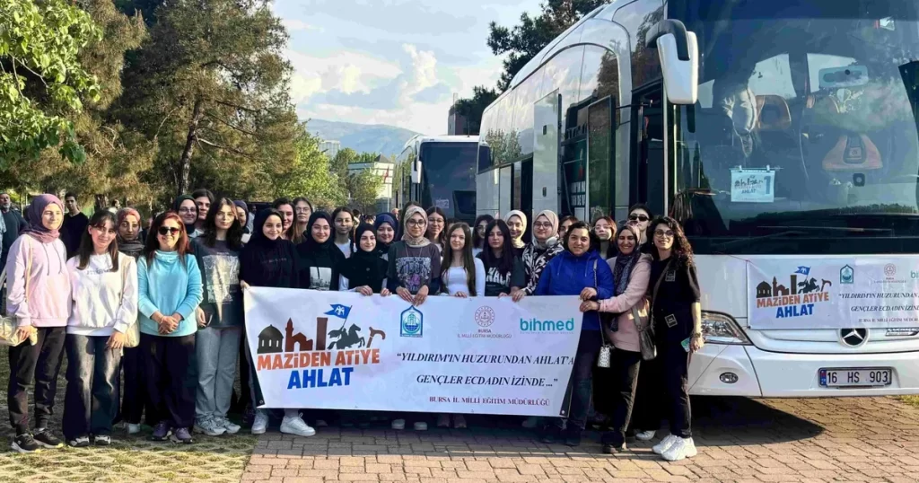 Bursa’dan mektuplarla Ahlat’a yolculuk başladı