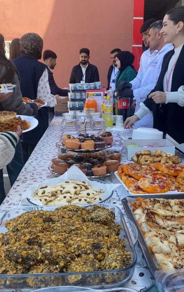 Gazzeli kardeşlerinin yardımına seferber oldular